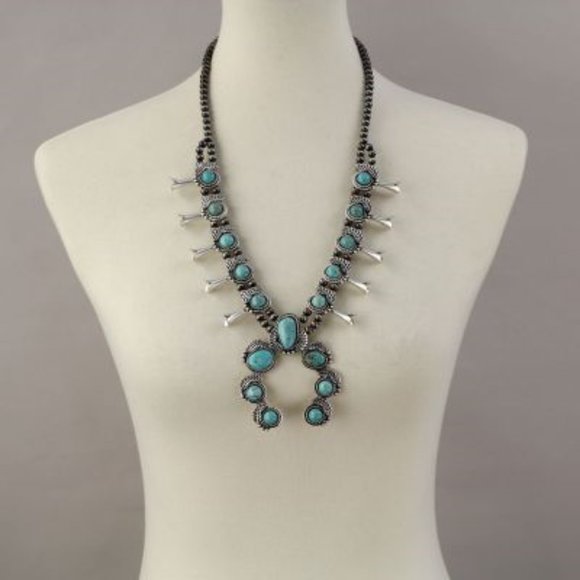 Natural Stone Squash Blossom Necklace - Picture 3 of 3